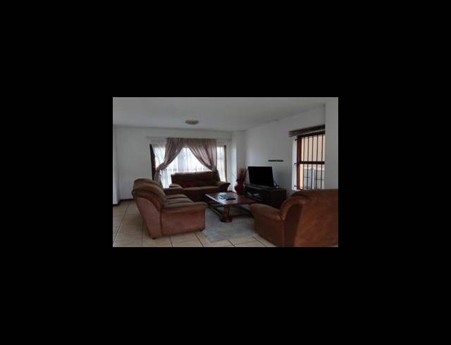 3 BEDROOM HOUSE FOR SALE IN PARKLANDS